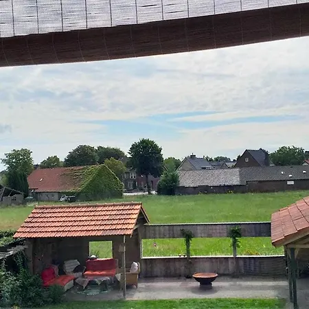 Hébergement de vacances In With Garden