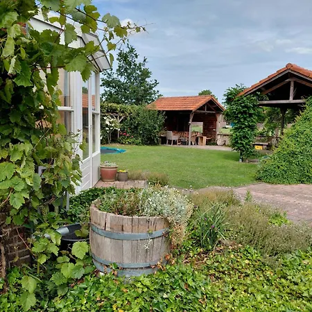 Holiday home Holiday Smitske